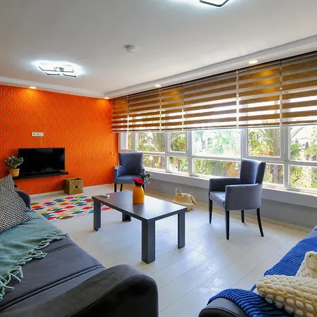شقة Maxihomes & Cozy By Hadrian Gate