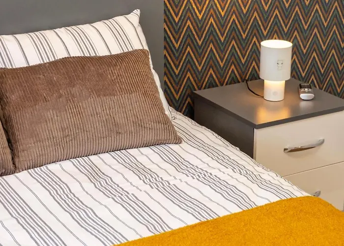 Maxihomes & Cozy By Hadrian Gate