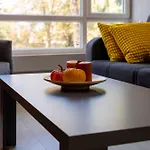 Maxihomes & Cozy By Hadrian Gate