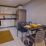 Maxihomes & Cozy By Hadrian Gate Apartment *