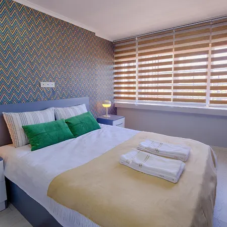 Maxihomes Near Hadrian Gate & Beach, With Sea Views *