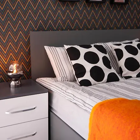 Maxihomes & Cozy By Hadrian Gate