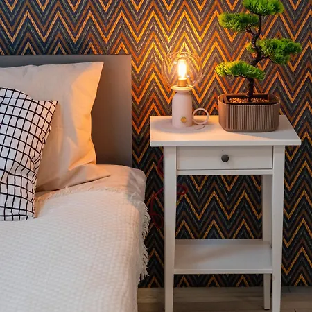 Maxihomes & Cozy By Hadrian Gate דירה