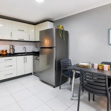 Maxihomes Hadrian *