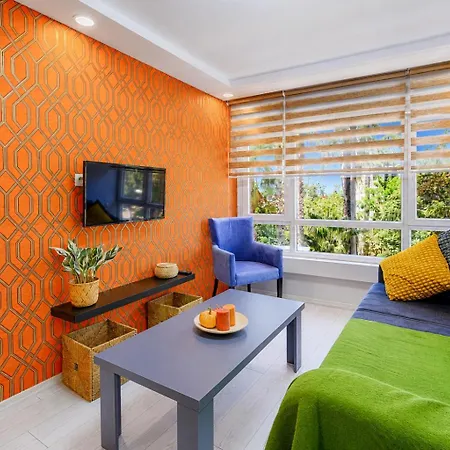 Maxihomes Hadrian Apartmán *