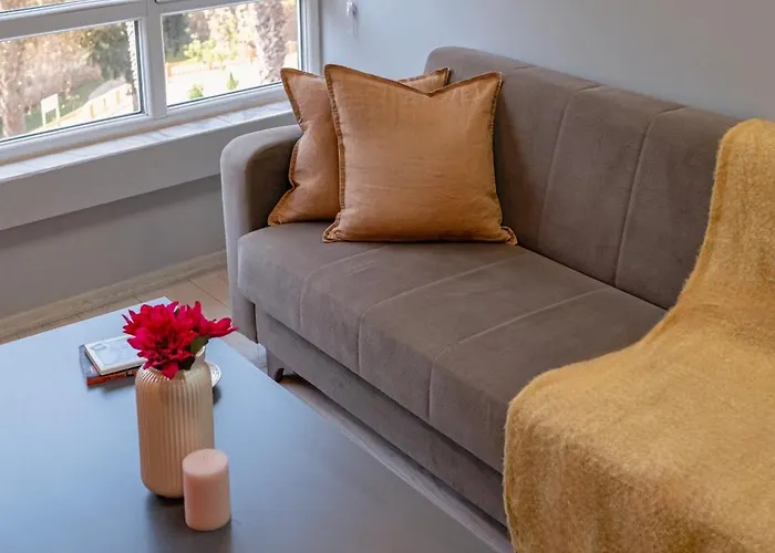 Maxihomes & Cozy By Hadrian Gate דירה