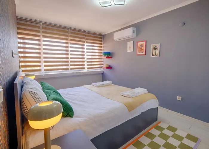 Maxihomes & Cozy By Hadrian Gate