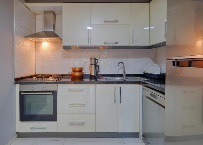 Maxihomes & Cozy By Hadrian Gate