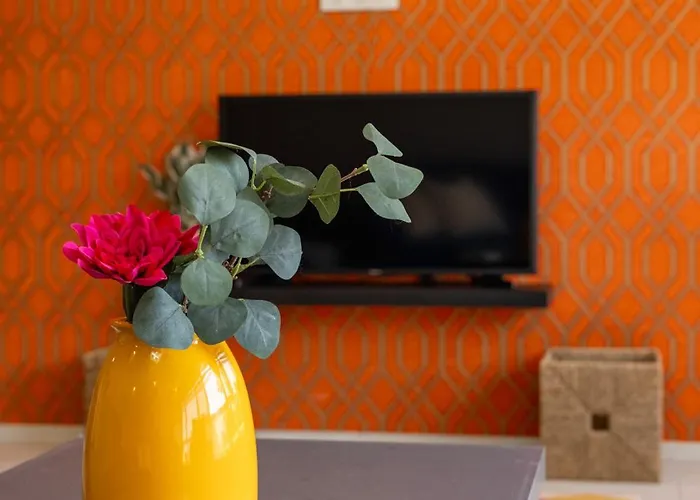 Maxihomes & Cozy By Hadrian Gate *