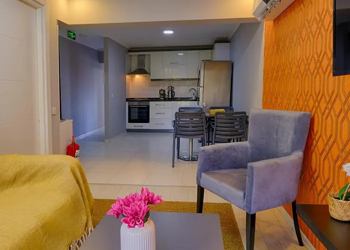 Maxihomes & Cozy By Hadrian Gate *