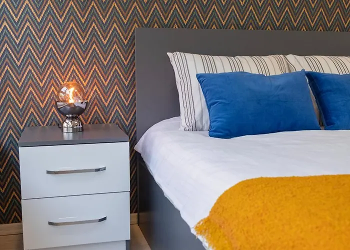Maxihomes & Cozy By Hadrian Gate *