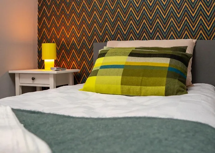 Maxihomes & Cozy By Hadrian Gate