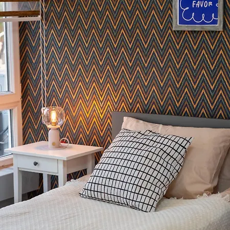 Maxihomes & Cozy By Hadrian Gate *
