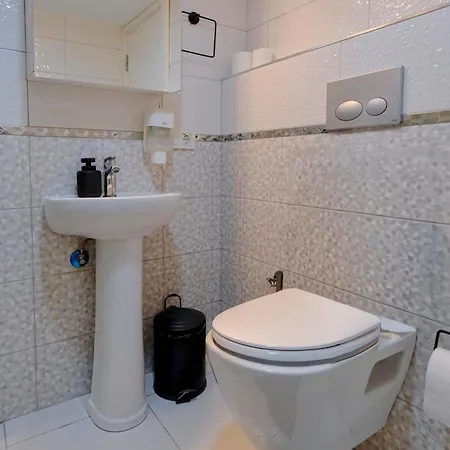 Maxihomes Near Hadrian Gate & Beach, With Sea Views Lägenhet *